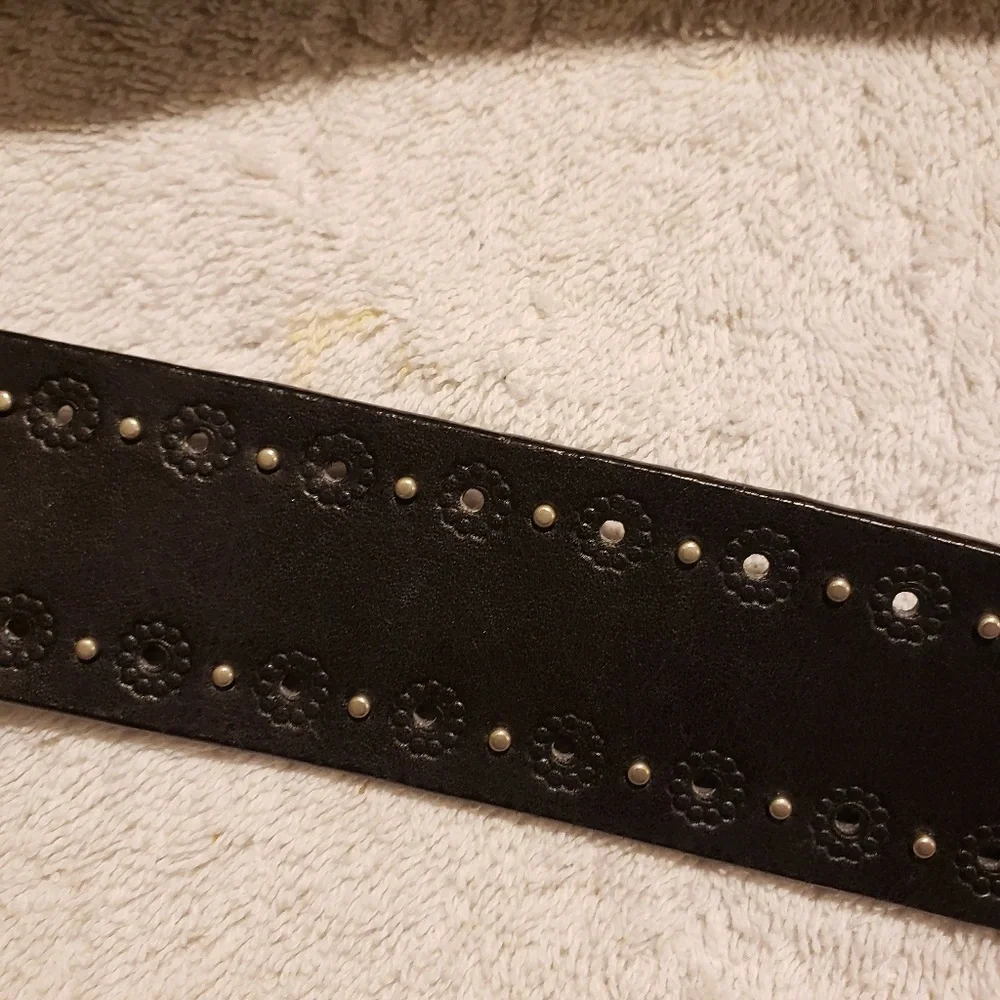 3‎ Ladies Belts